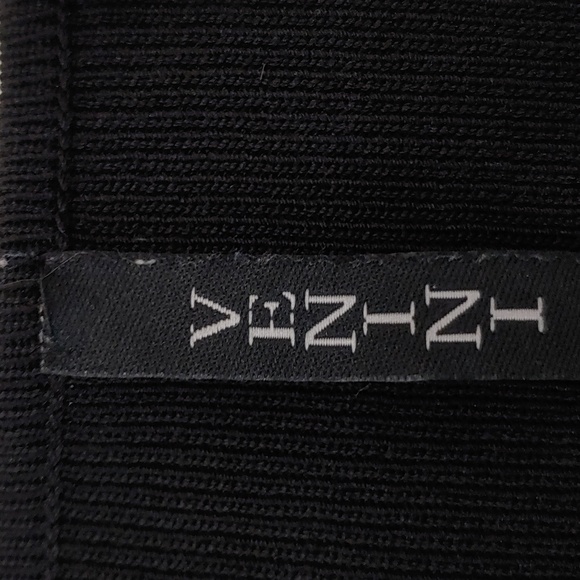 Venini Women's Size Small Fitted Cardigan Sweater - Picture 5 of 8